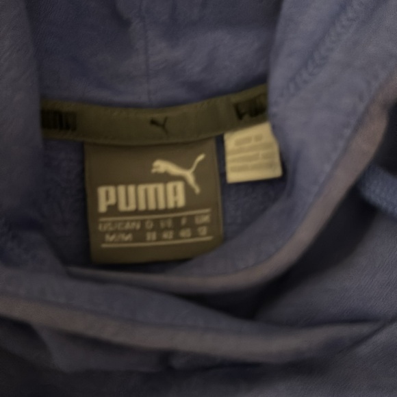 Purple Puma hoodie - size medium (fits small) - ladies - Picture 3 of 3